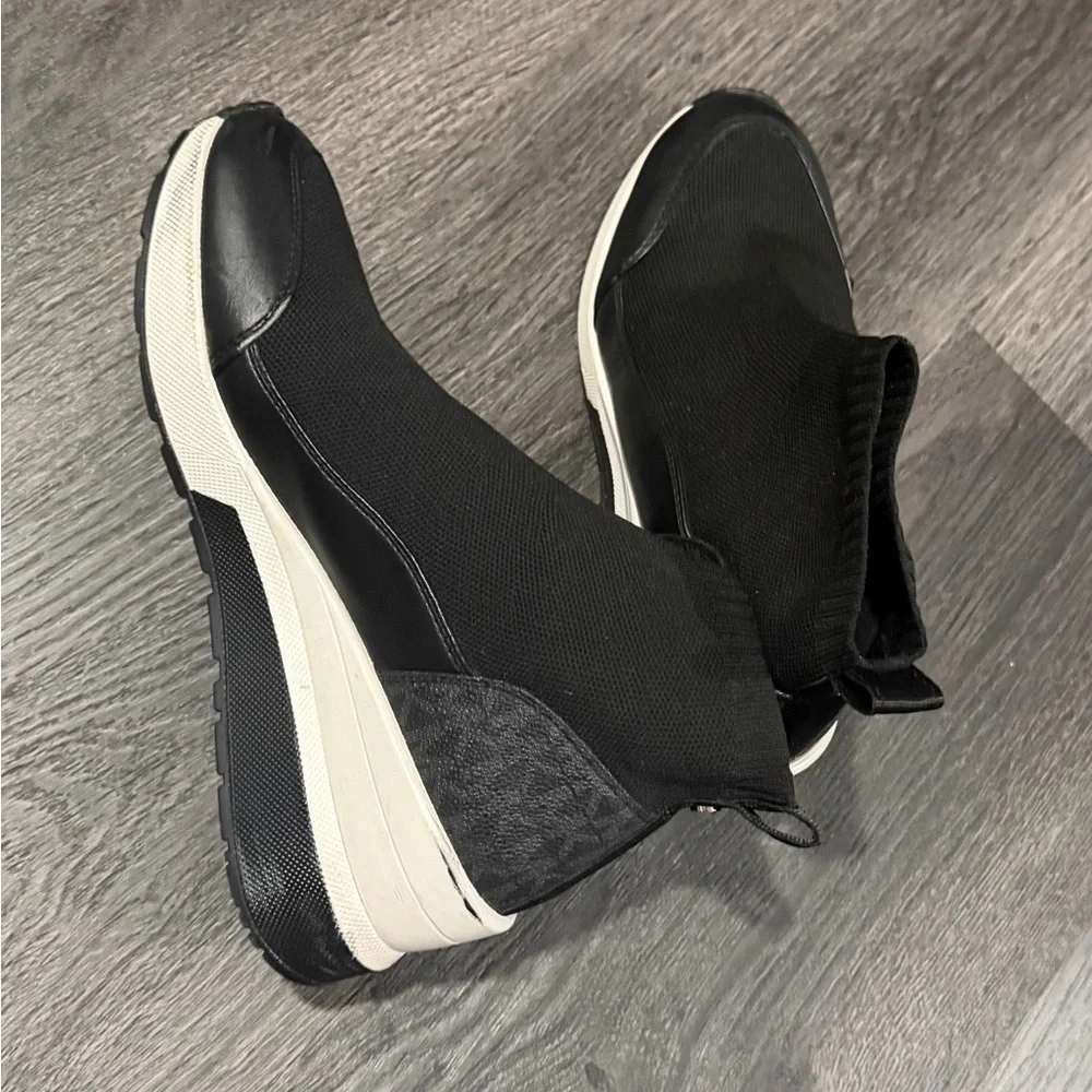 Michael Kors Black and White Slip-On Sneakers - Picture 8 of 8